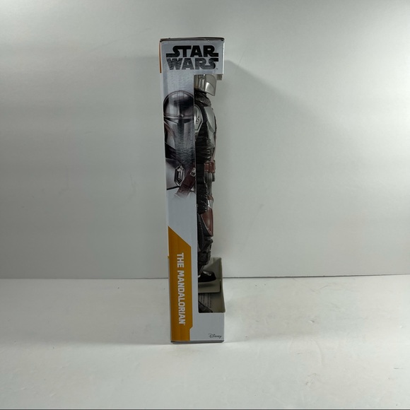 THE MANDALORIAN 9" action figure Star Wars Disney Hasbro 2021 age 4+ NEW - Picture 9 of 12
